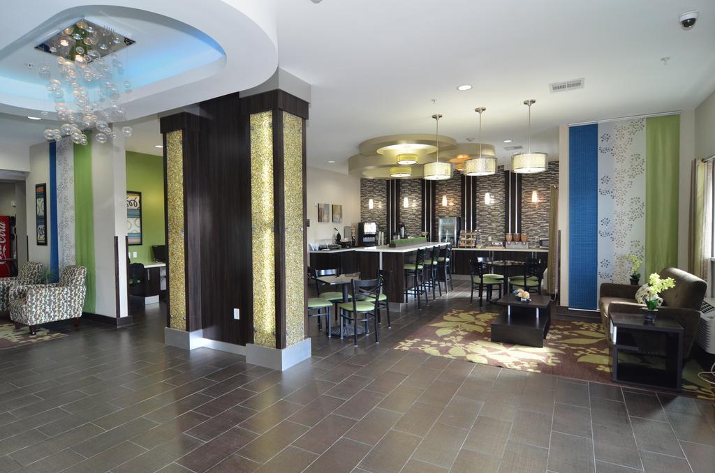 Quality Inn & Suites Kenedy - Karnes City Exterior foto