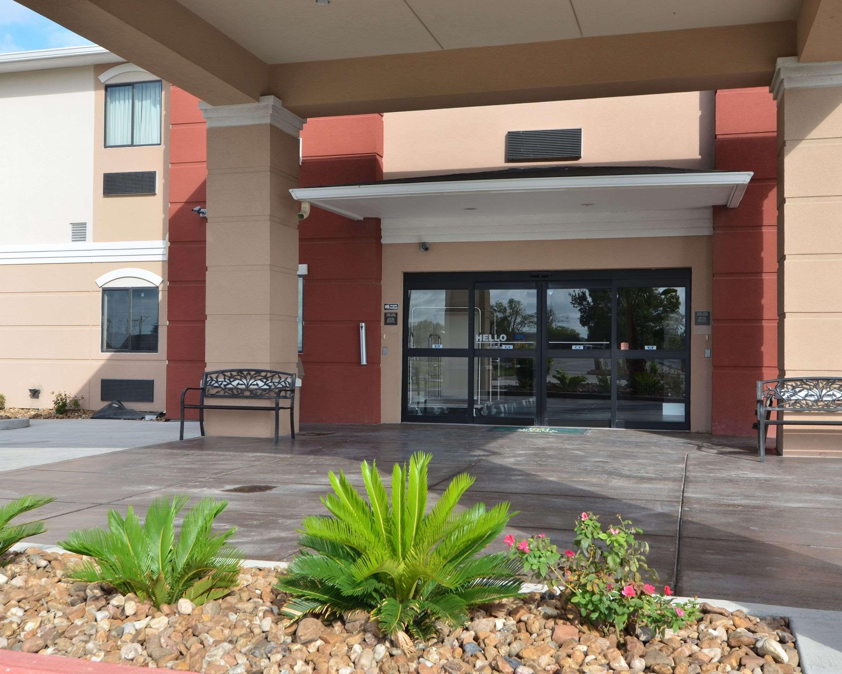Quality Inn & Suites Kenedy - Karnes City Exterior foto