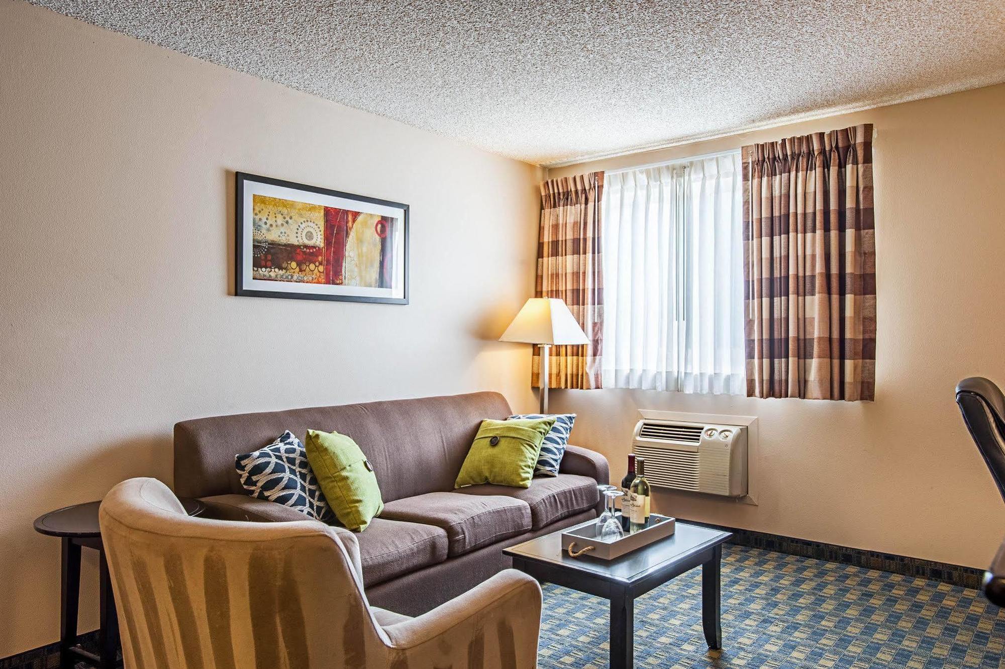 Quality Inn & Suites Kenedy - Karnes City Exterior foto